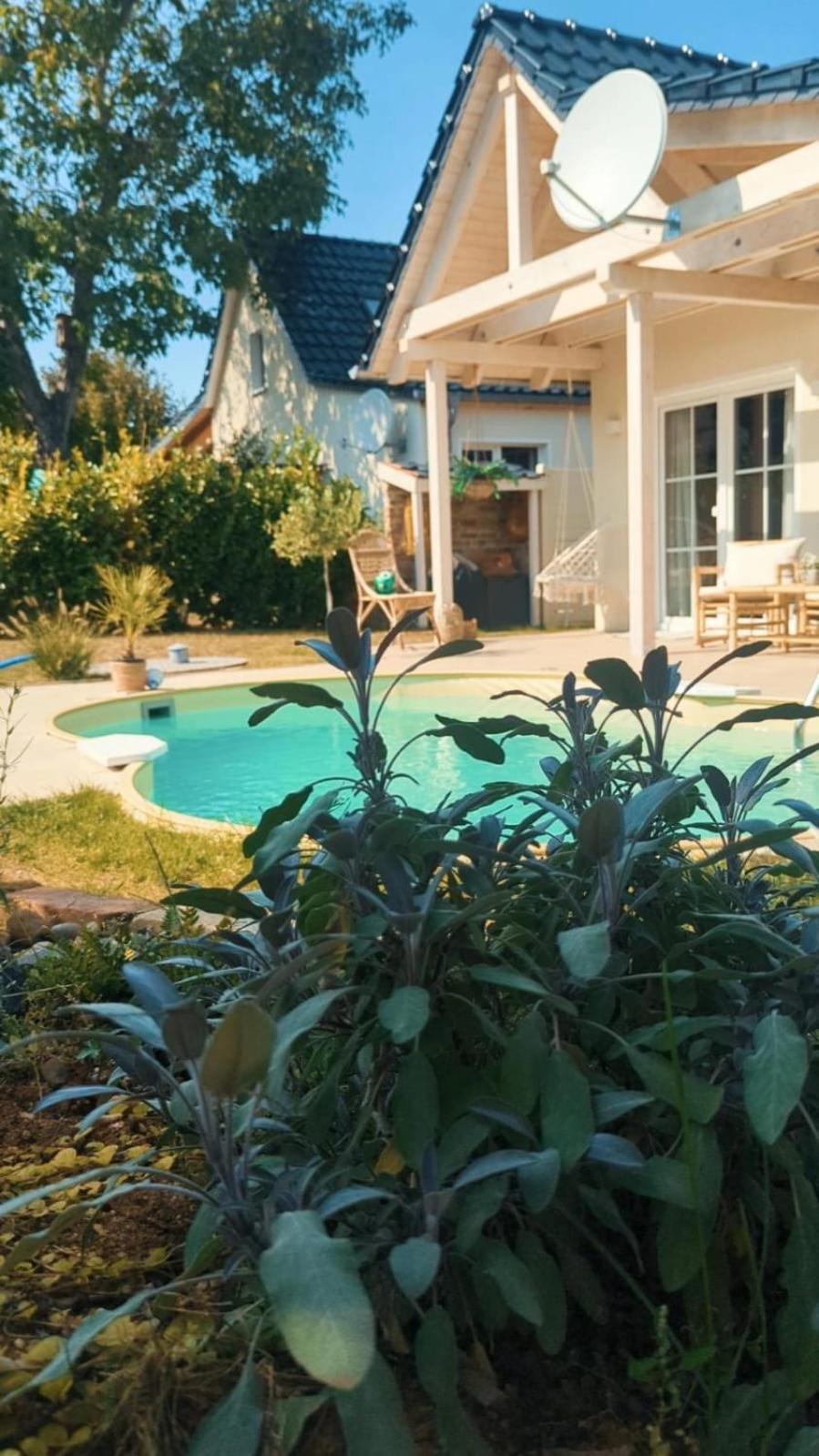Mabe Villa Lauta Luaran gambar